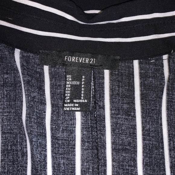 Striped blouse - Picture 2 of 2